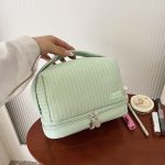 کیف آرایشی برند love&peace